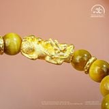  Vòng Tay Đá Mắt Hổ Vàng 10mm 6A Phối Charm Tỳ Hưu 