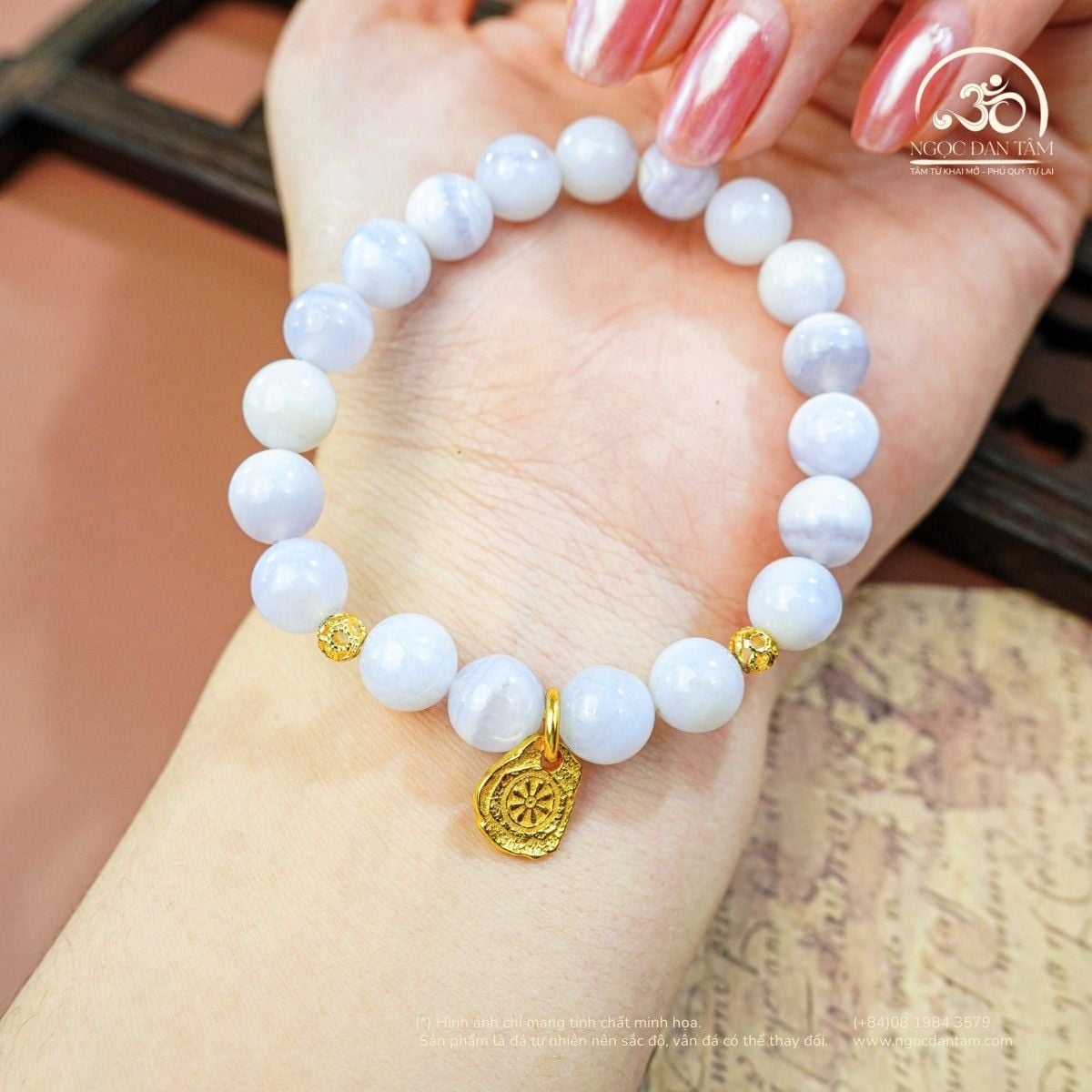  Vòng Tay Mã Não Xanh Lace 8mm 3A Phối Charm Bánh Xe Pháp Luân 