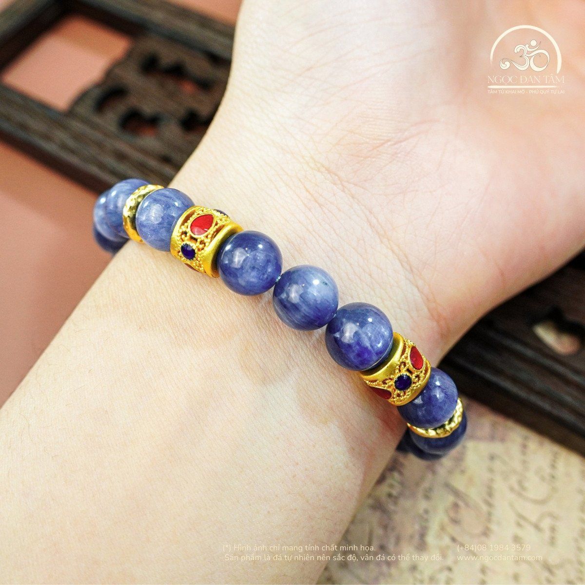 Vòng Tay Kyanite 9mm 4A Phối Charm Mạ Vàng 