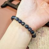  Vòng Tay Iolite 8mm 2A Phối Charm Bạc Chữ Vạn 