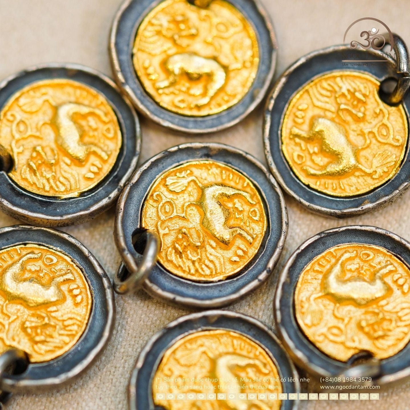  Charm Sư Tử Tuyết 15.58mm - Bạc 925 Mạ Vàng Cao Cấp 