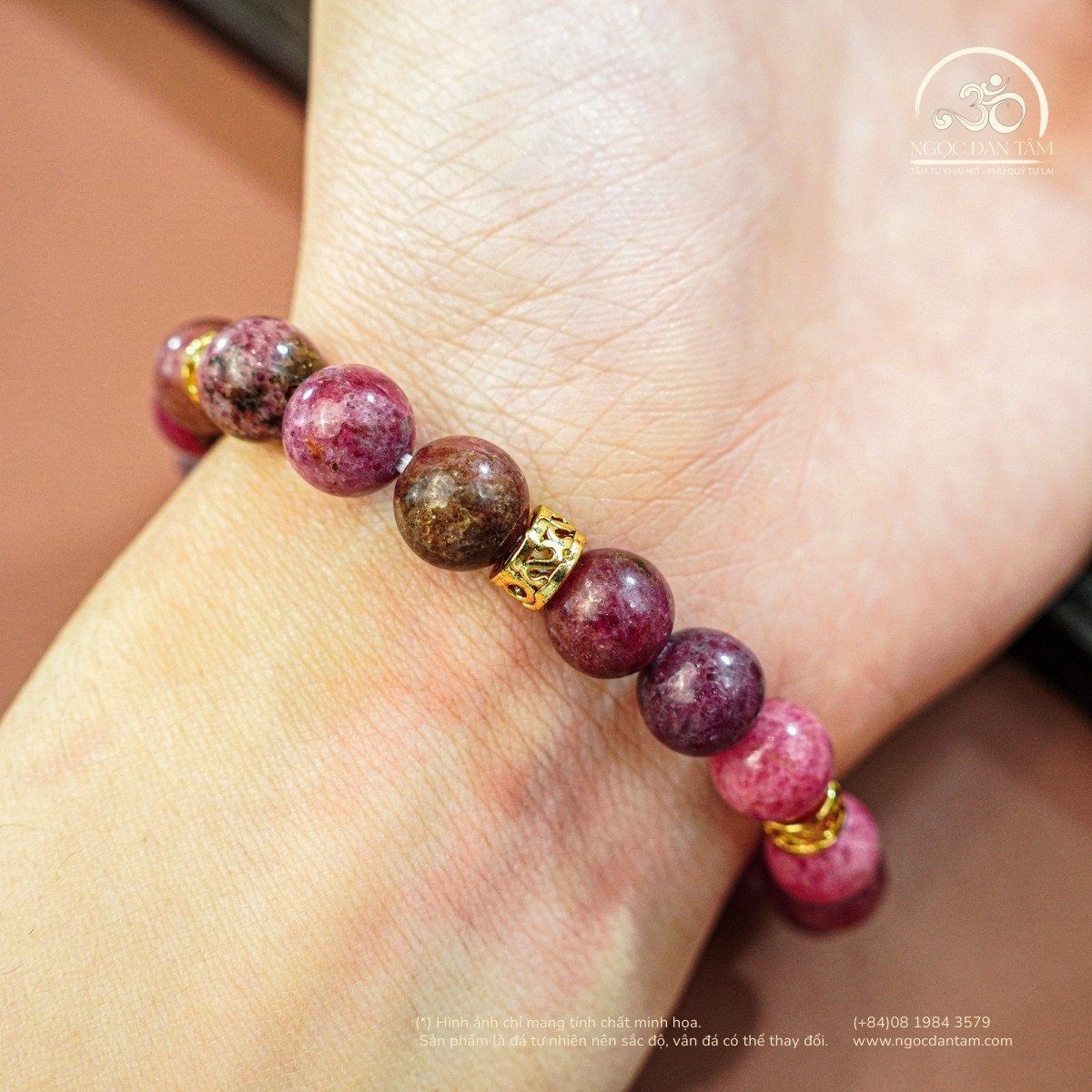  Vòng Tay Thulite 8mm 2A Phối Charm Đồng Tiền 