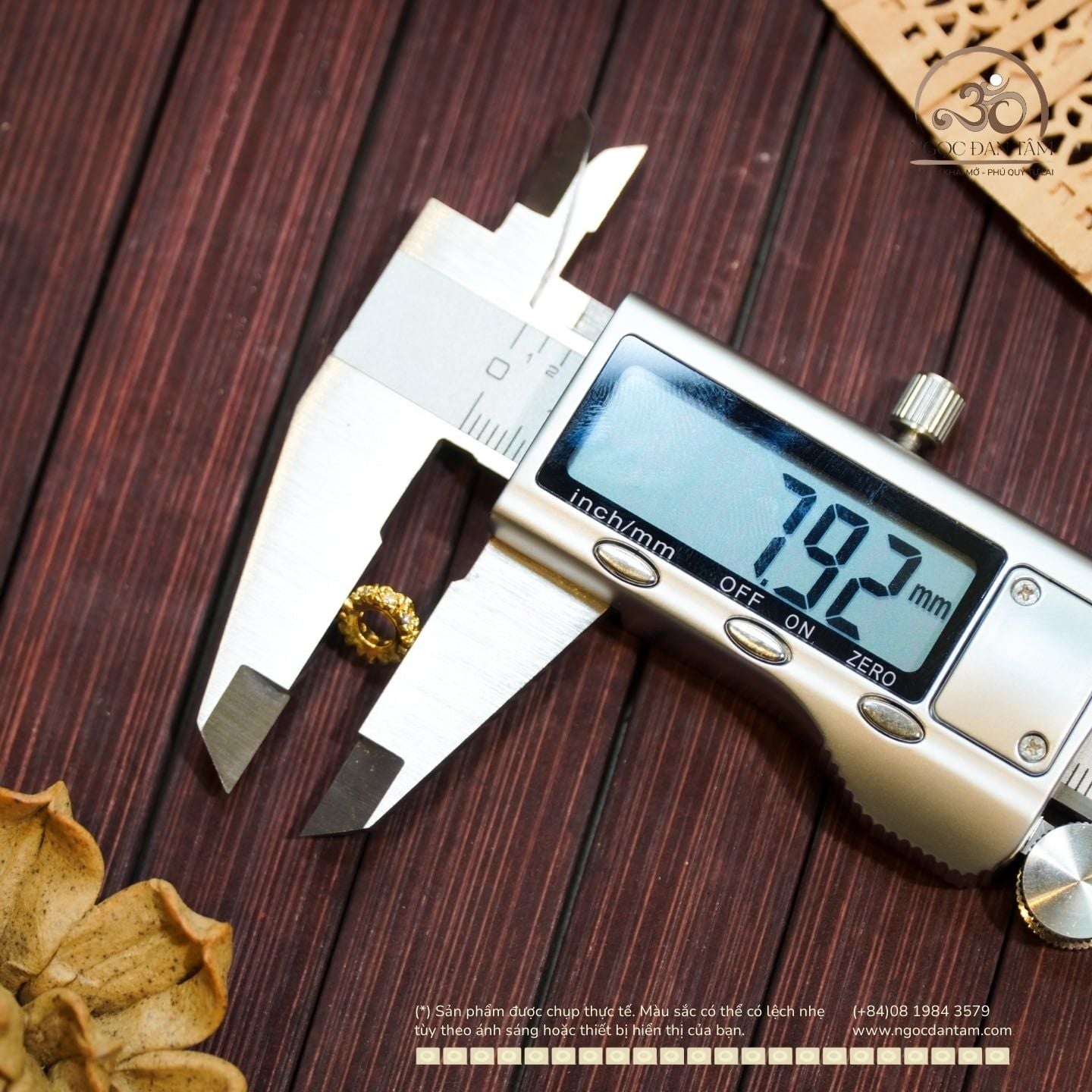  Charm Đệm Cỏ 4 Lá - Kim Loại Mạ Vàng 