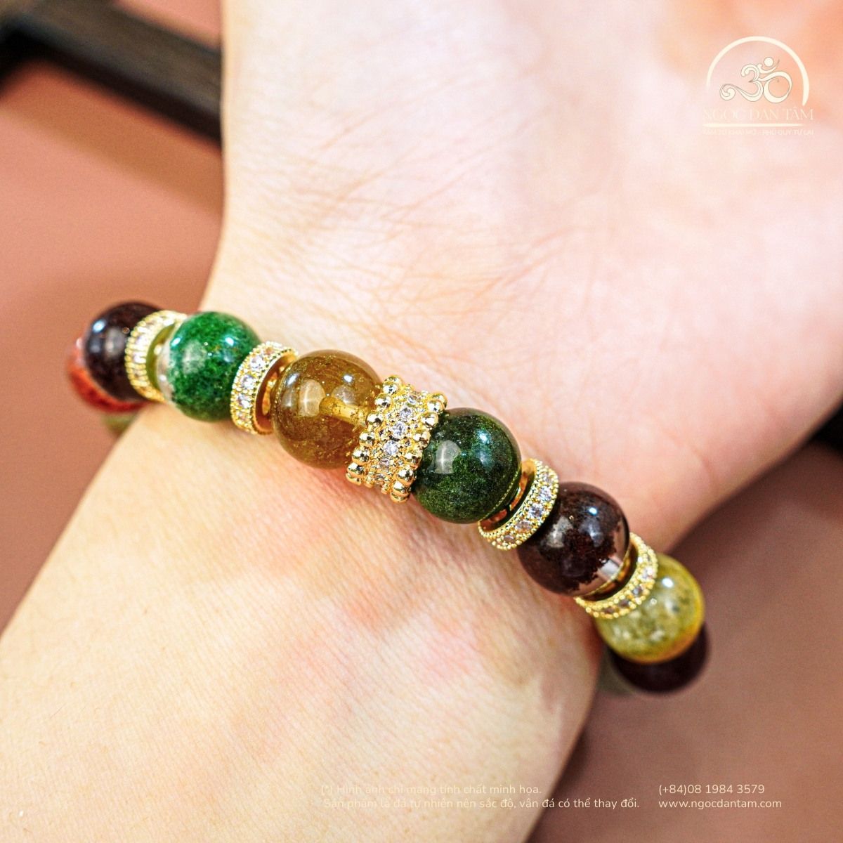  Vòng Tay Thạch Anh Ưu Linh Hoa 10mm 5A Phối Charm Bạc Mạ Vàng 