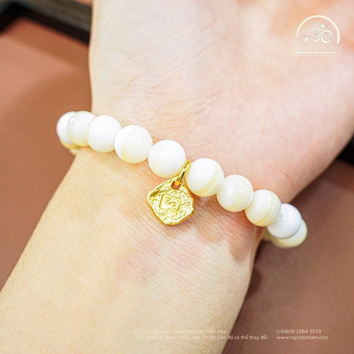 Vòng Tay Vỏ Sò Tai Tượng 3A - 8mm  Phối Charm 