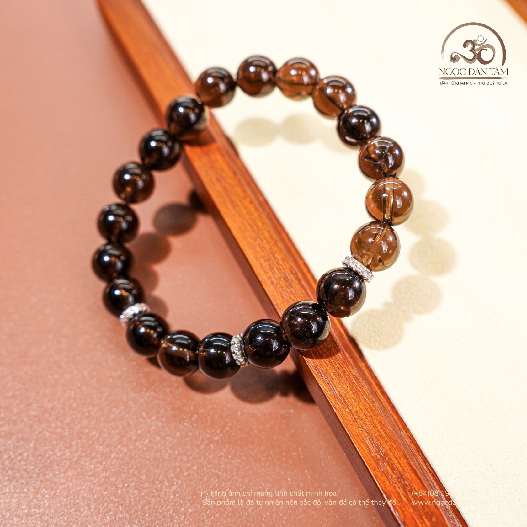  Vòng Tay Thạch Anh Khói 8mm 2A Phối Charm Mạ Bạc 