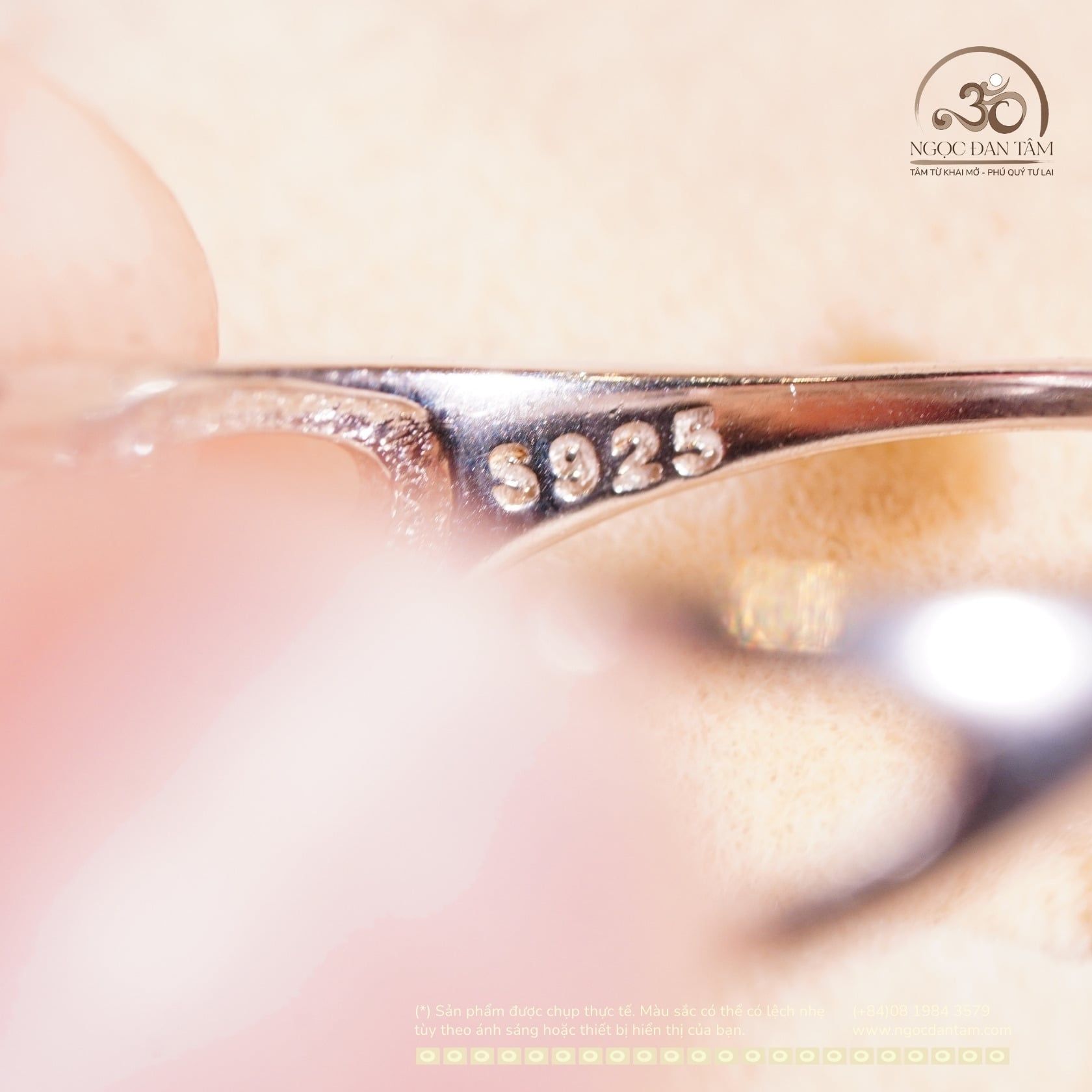  Nhẫn Bạc 925 Đính Đá Emerald 3x4mm 