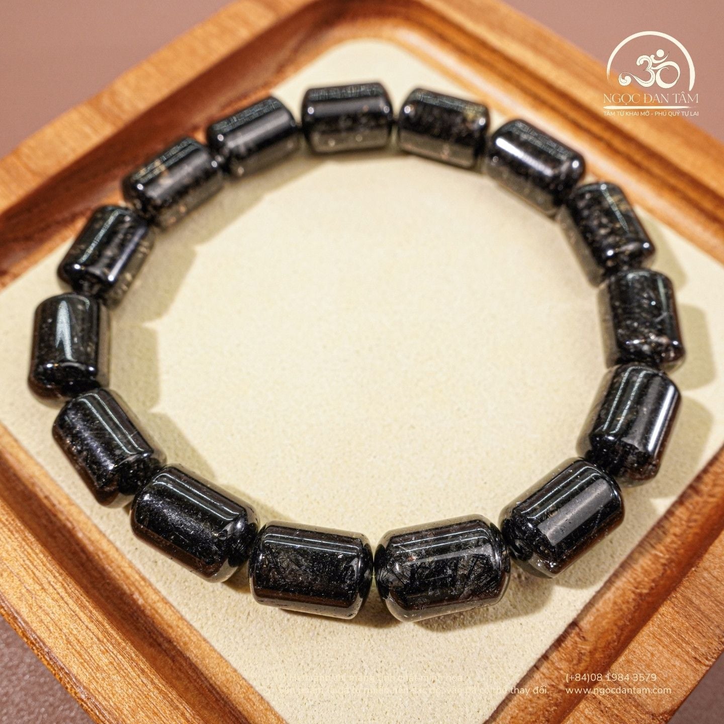  Vòng Tay Thạch Anh Tóc Đen Lu Thống 8mm 