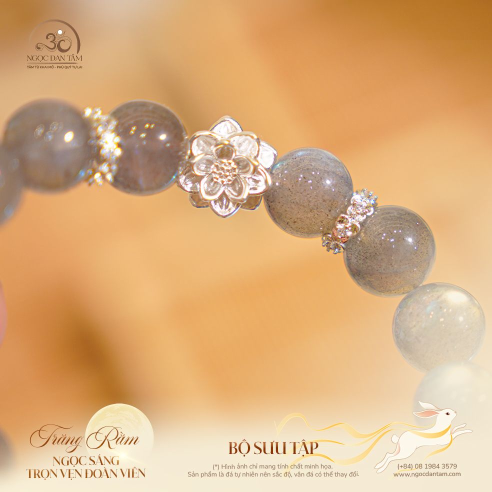  Vòng Tay Đá Xà Cừ Phối Charm Hoa Sen Bạc 