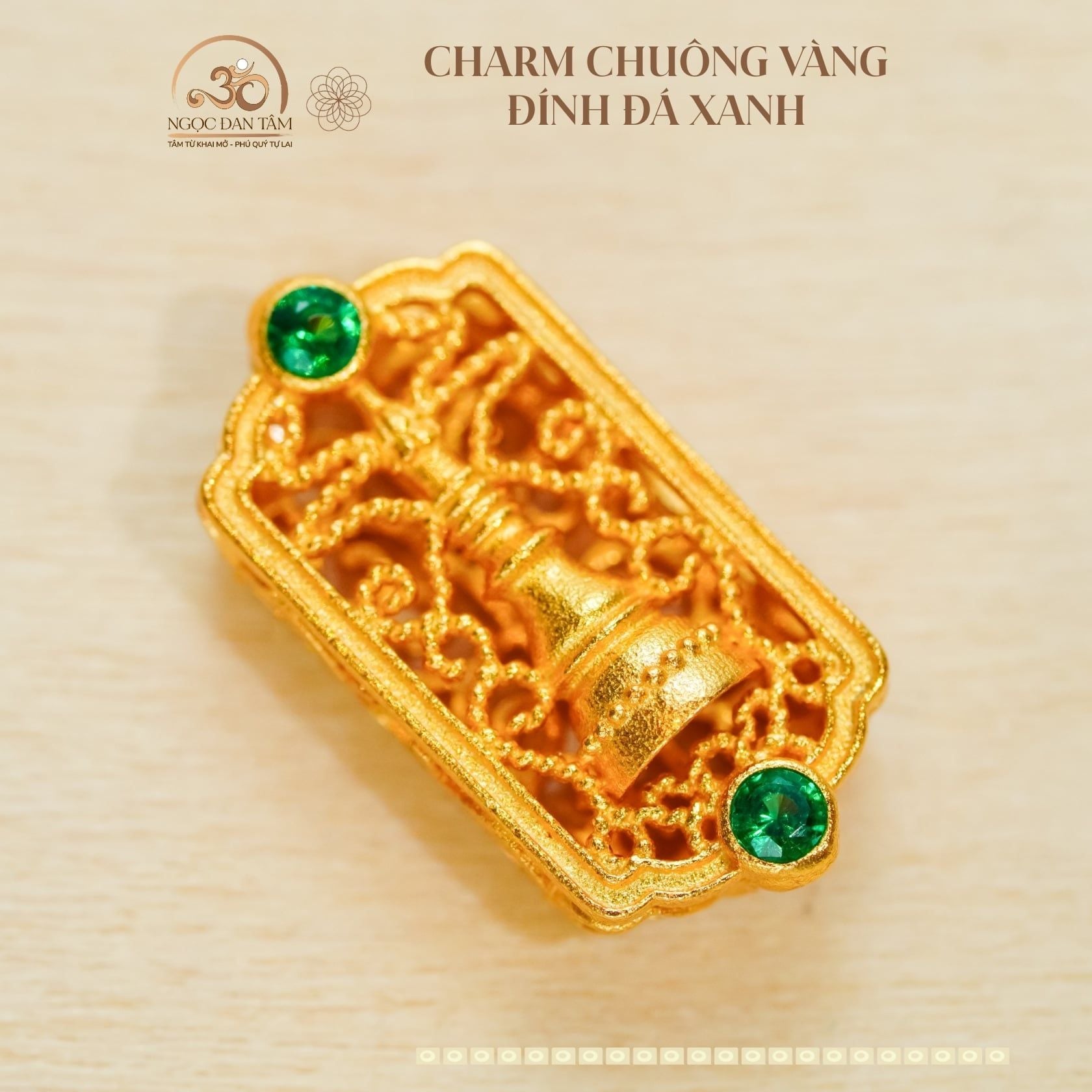 Charm Chuông Vàng Đính Đá Xanh - Bạc 925 Mạ Vàng Cao Cấp 