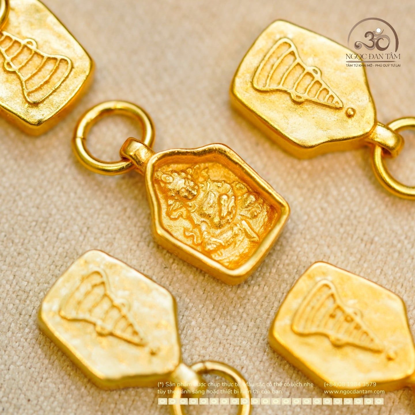  Charm Hoàng  Thần Tài 8.4mm - Bạc 925 Mạ Vàng Cao Cấp 