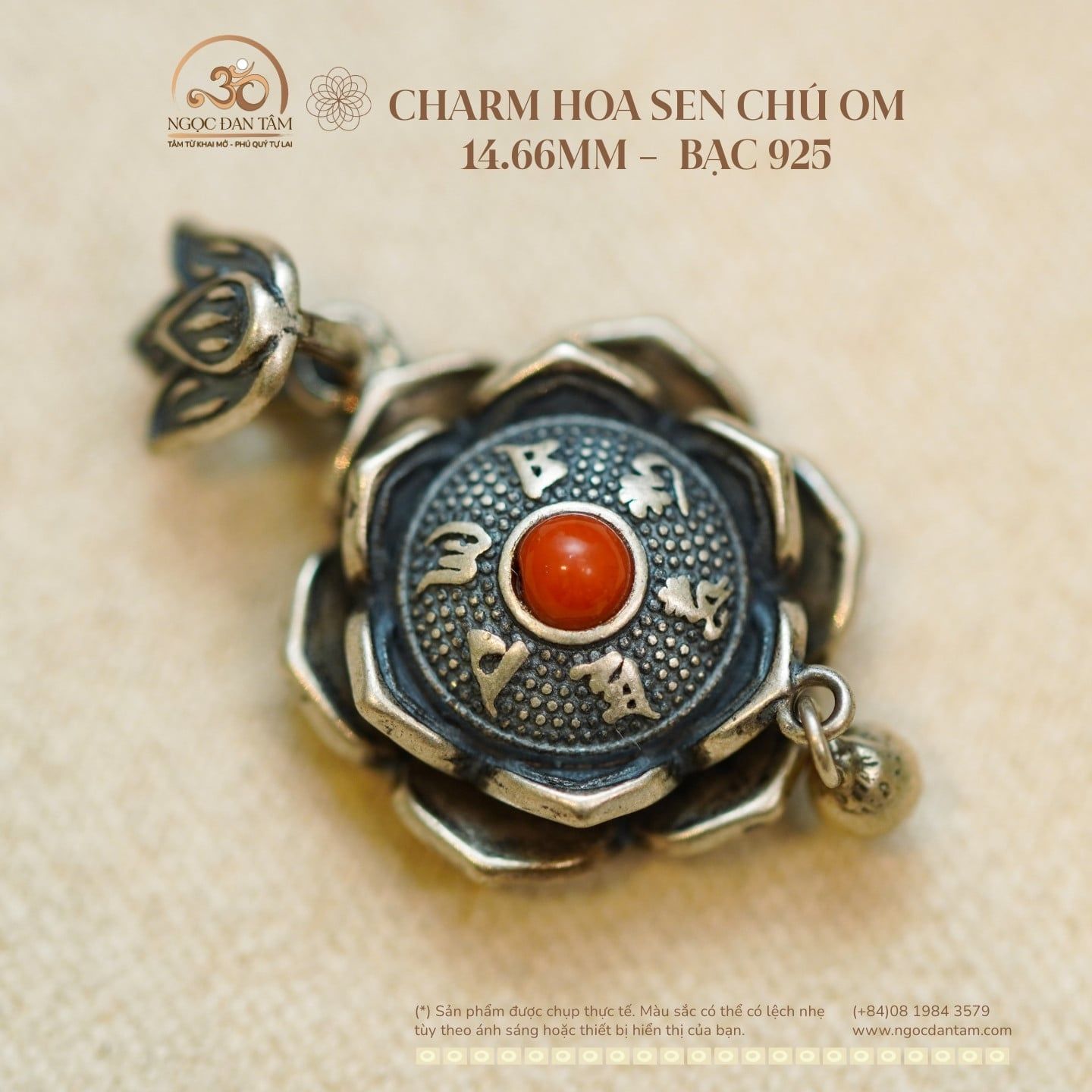  Charm Hoa Sen Chú Om 14.7mm - Bạc 925 Cao Cấp 