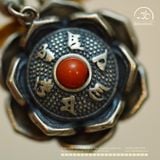  Charm Hoa Sen Chú Om 14.7mm - Bạc 925 Cao Cấp 