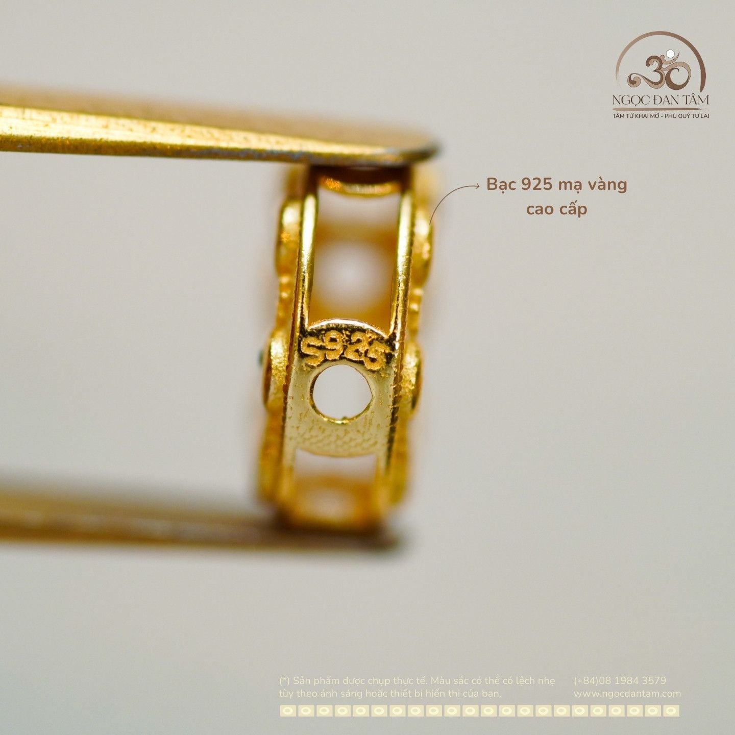  Charm Lục Tự Đính Đá 8.23mm - Bạc 925 Mạ Vàng Cao Cấp 