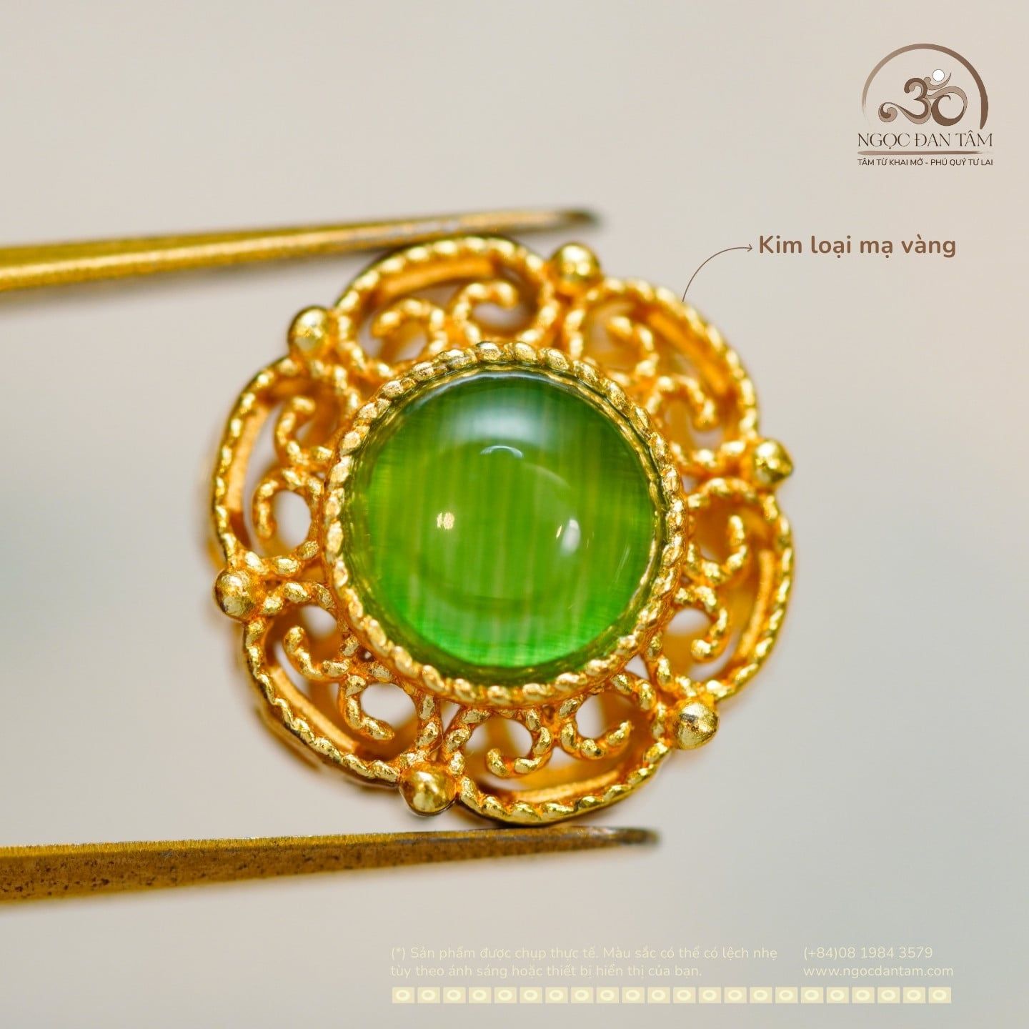  Charm Ngọc Bích tròn 11.8mm - Kim Loại Mạ Vàng 