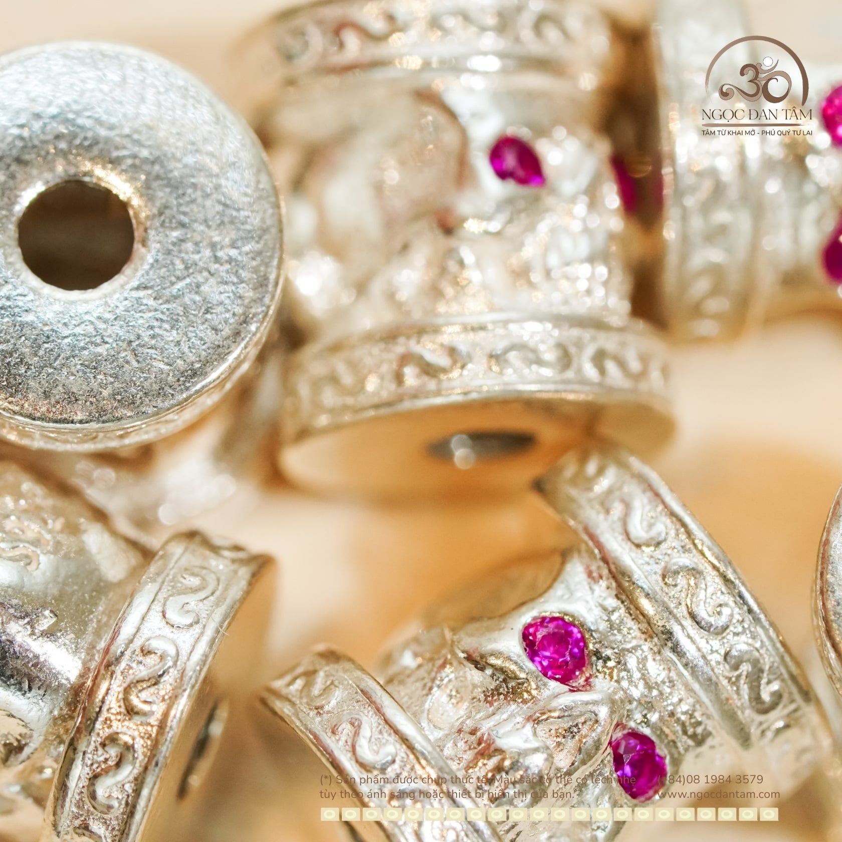  Charm Trụ Bạc Đầu Lâu Lớn - Bạc 