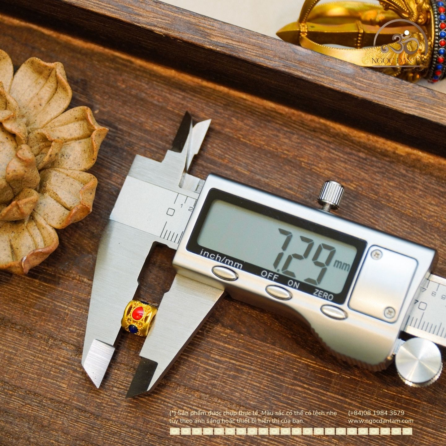  Charm Tròn Đỏ Lục 7.29mm - Kim Loại Mạ Vàng 