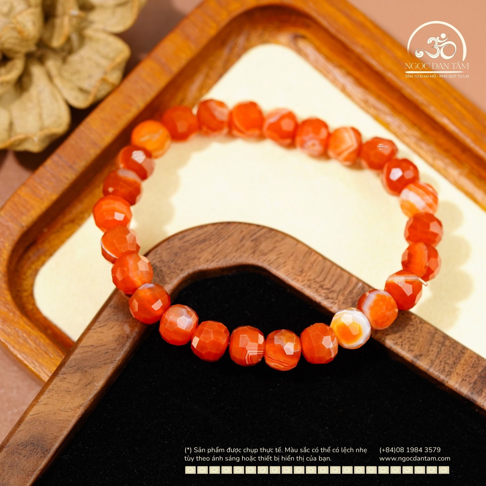  Vòng Tay Mã Não Đỏ Thuôn 6x8mm 2A 