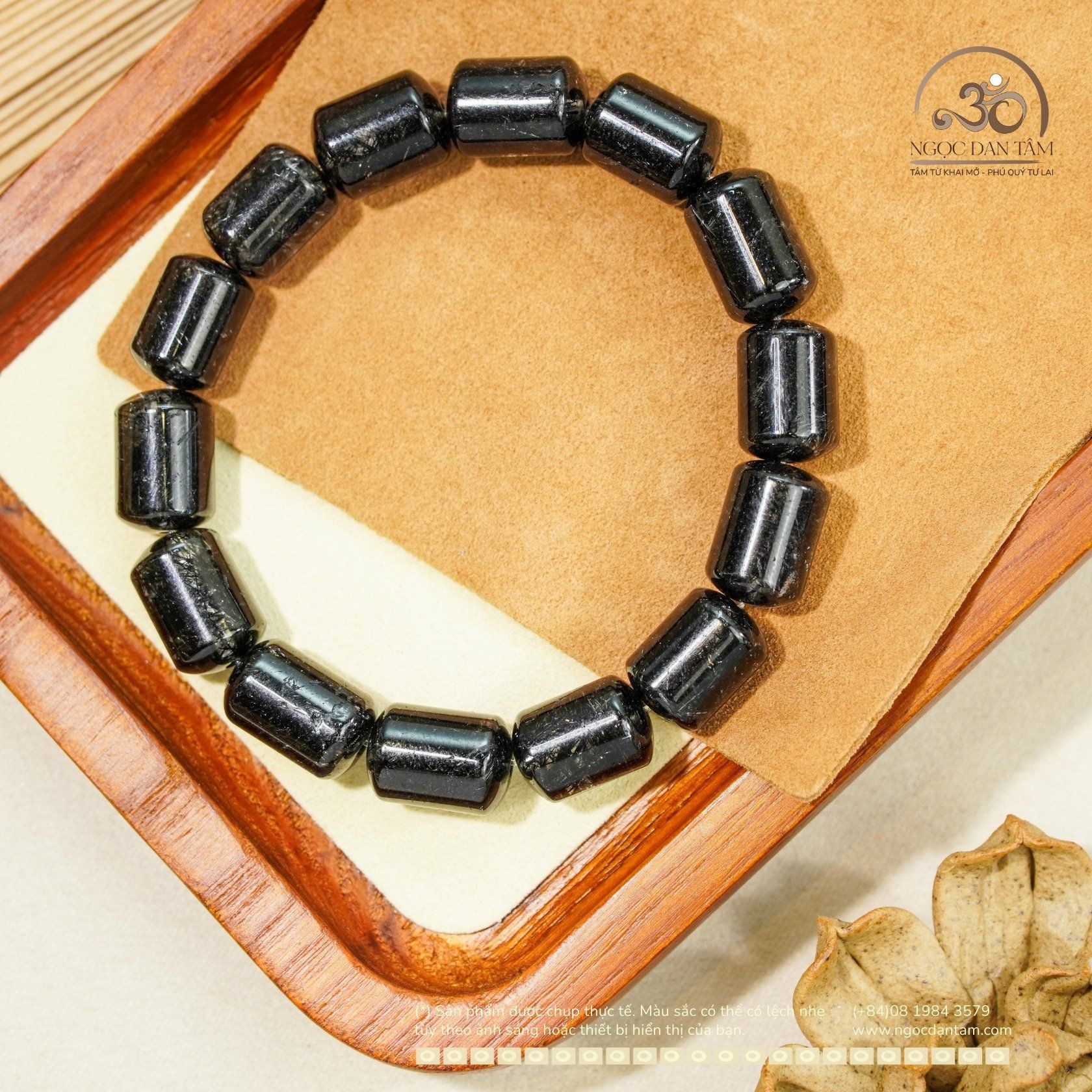  Vòng Tay Thạch Anh Tóc Đen Lu Thống 10mm 