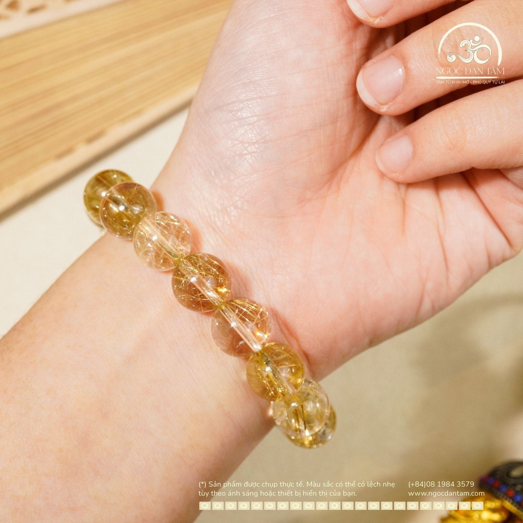  Vòng Tay Thạch Anh Tóc Vàng 12mm 7A 