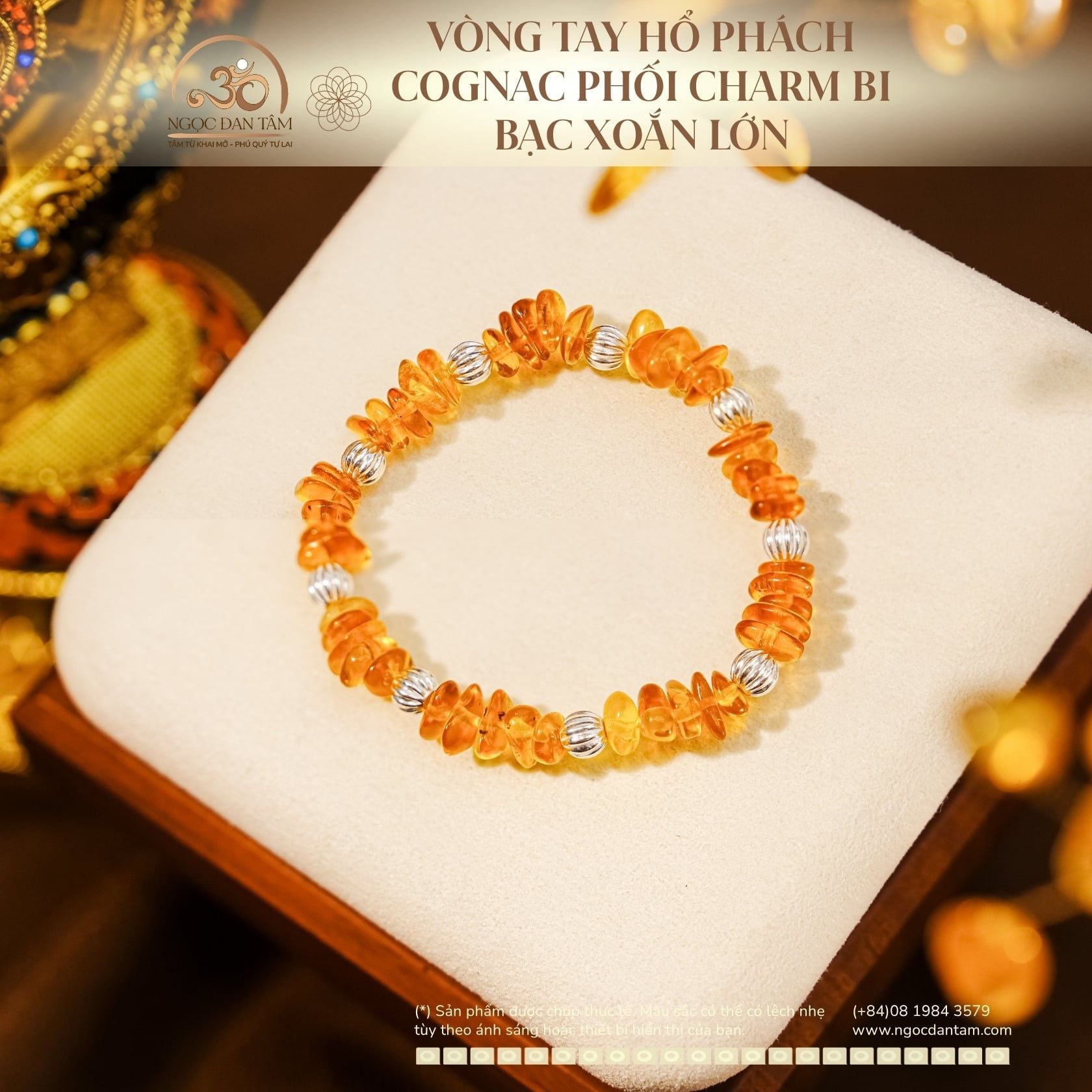  Vòng Tay Hổ Phách Cognac Phối Charm Bi Bạc Xoắn Lớn 