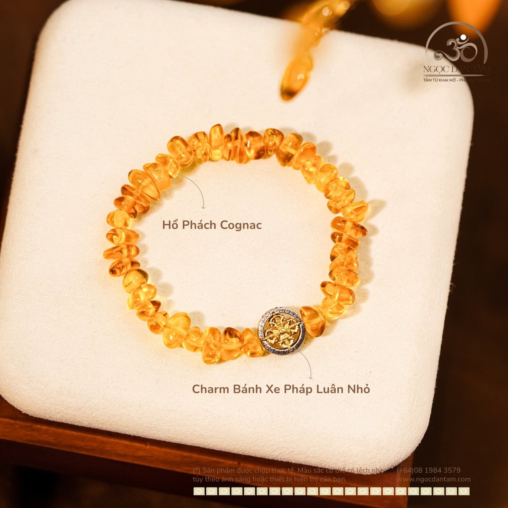  Vòng Tay Hổ Phách Cognac Phối Charm Bánh Xe Pháp Luân Nhỏ 