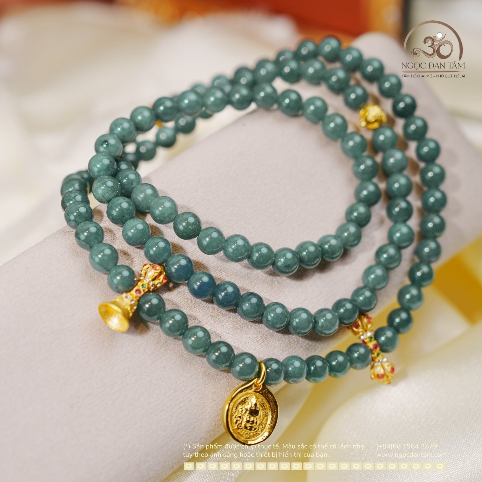  Chuỗi Vòng Tay Ngọc Hòa Điền 7mm 2A Phối Charm Bạc 925 Mạ Vàng Cao Cấp 