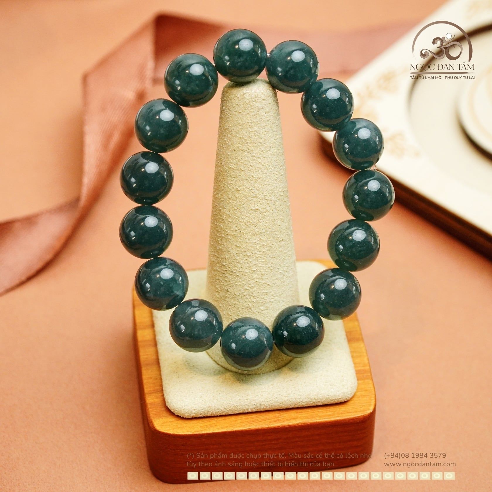  Vòng tay Ngọc Lam Băng 12mm 