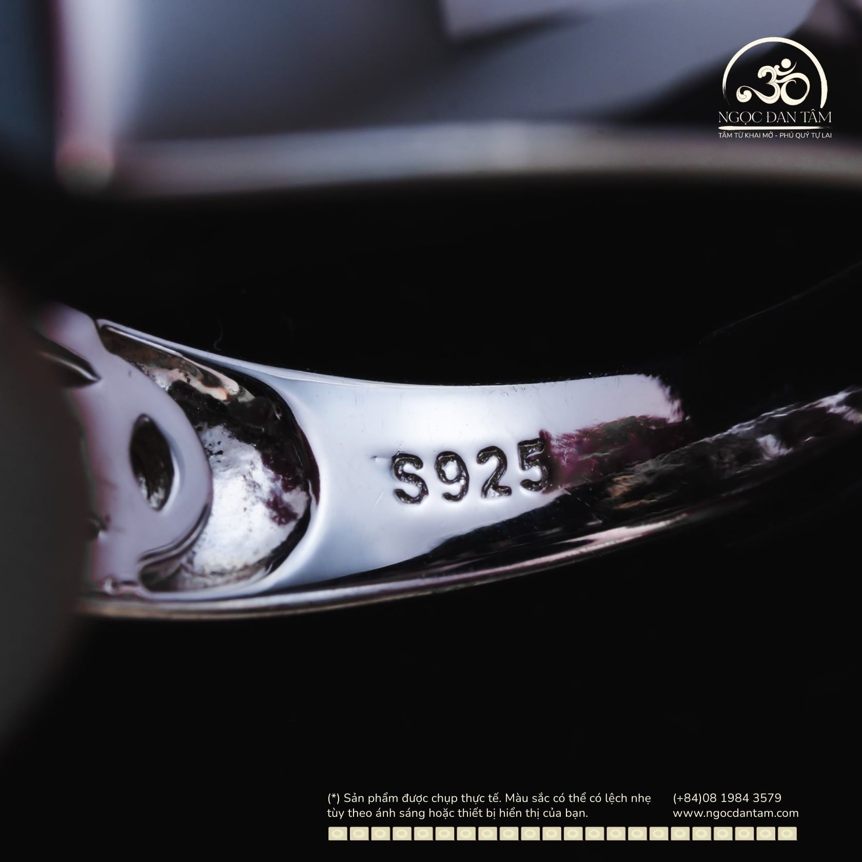  Nhẫn Bạc 925 Đính Ngọc Bích Đen 12mm 