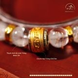  Vòng Tay Thạch Anh Ưu Linh Trắng 8mm 2A Charm Hạt Trống Chữ Om 