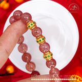  Vòng Tay Thạch Anh Dâu Tây 10mm 2A Phối Charm Trụ Tròn Đính Hạt Xanh Mạ Vàng 