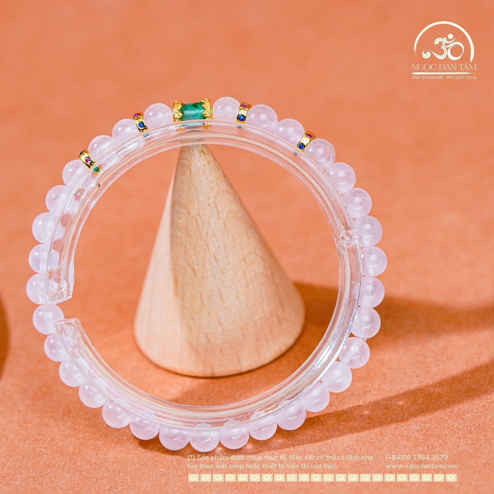  Vòng Tay Đá Thạch Anh Hồng 5mm 4A Phối Charm Trụ Xanh Ngọc Lục Bảo 