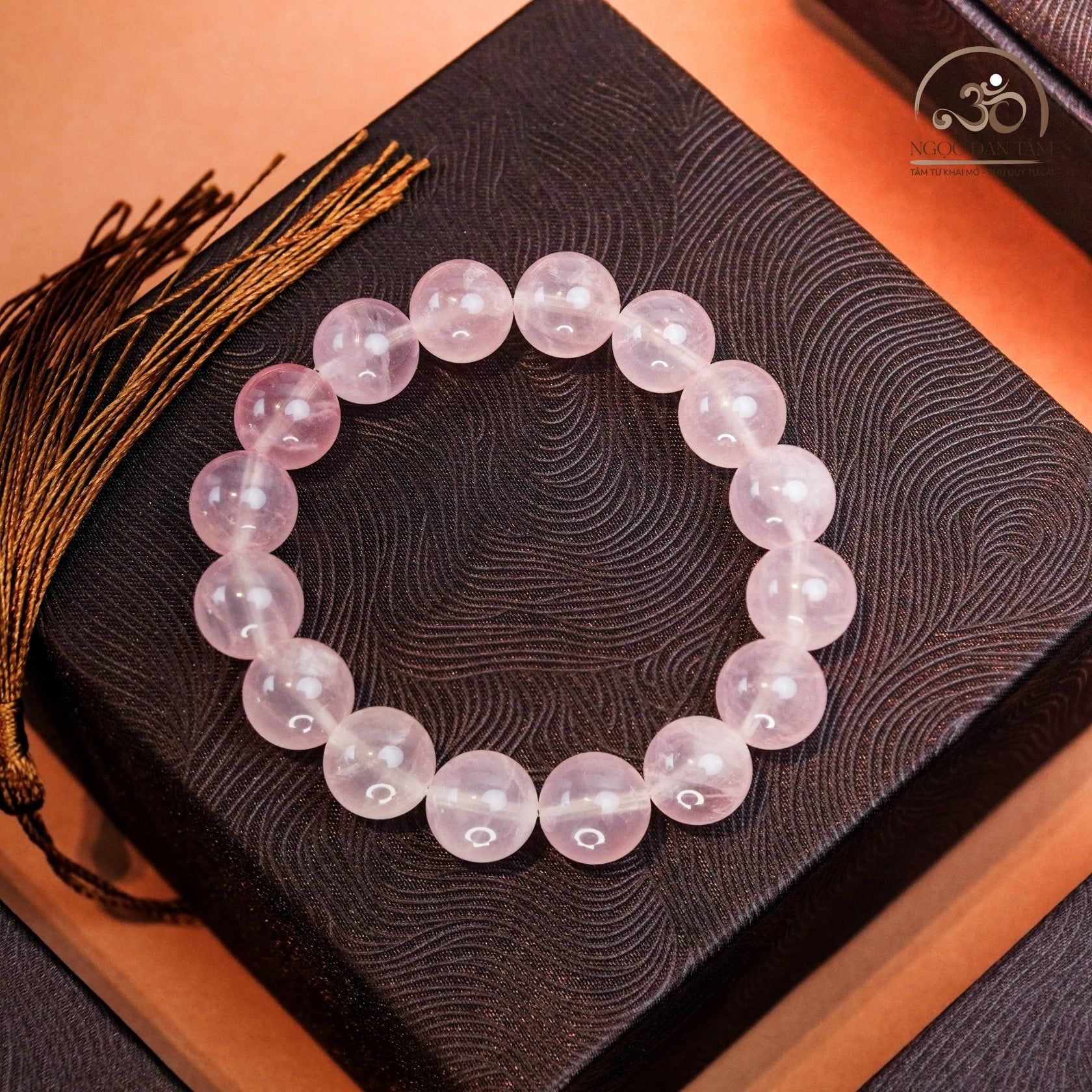  Vòng tay Thạch Anh Hồng 12mm 8A 