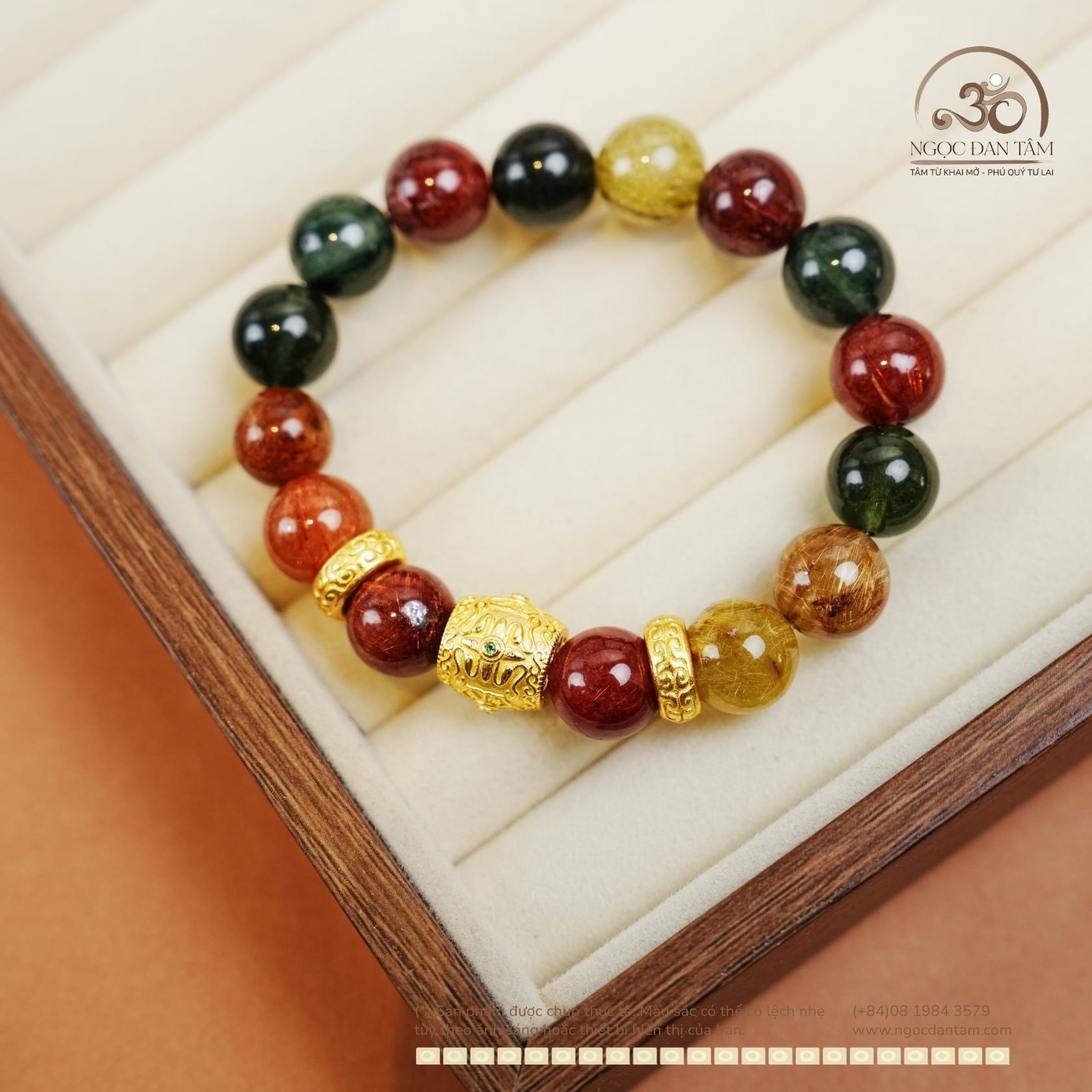  Vòng Tay Thạch Anh Tóc Hỗn Hợp 10mm 5A Phối Charm Tròn Bánh Xe 