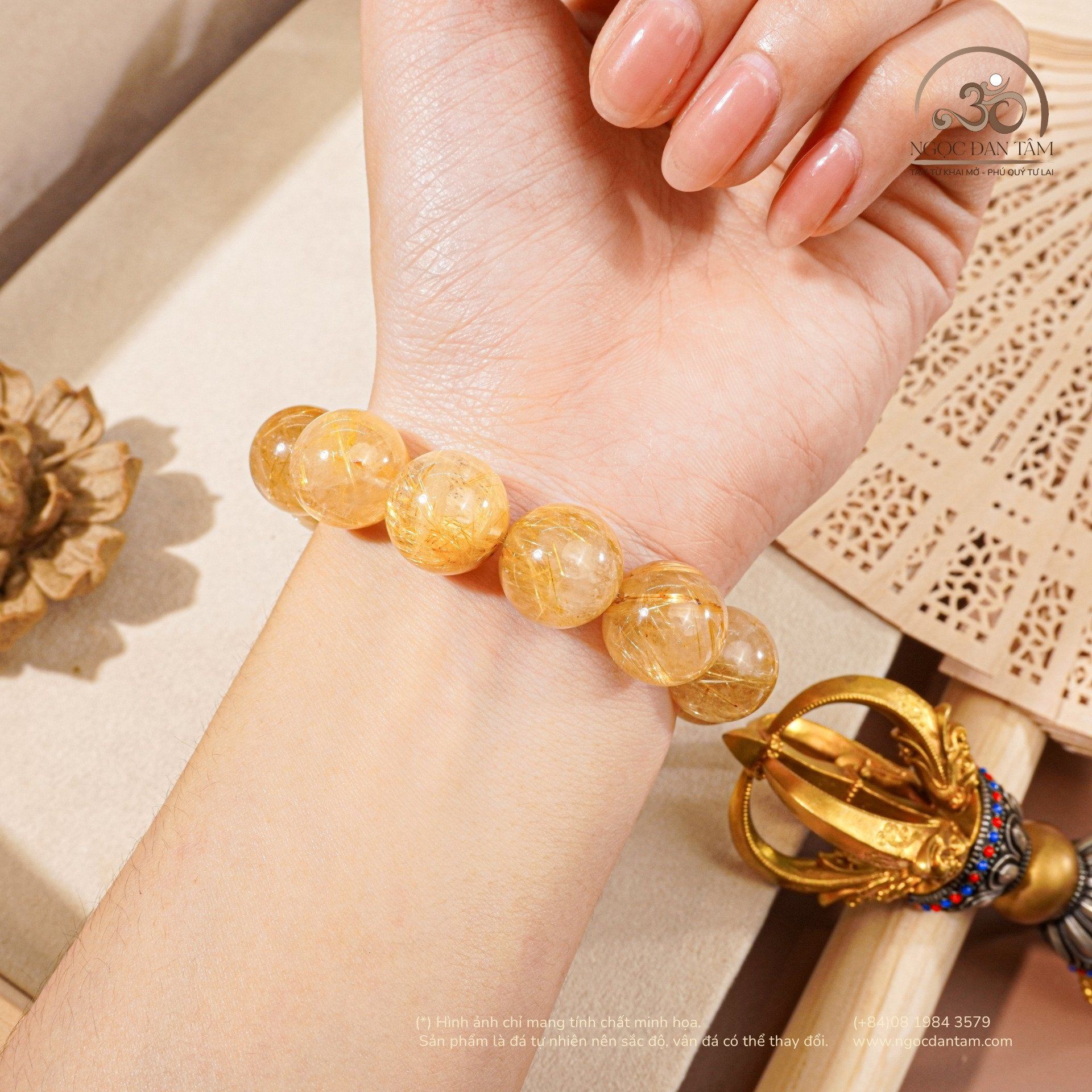  Vòng Tay Thạch Anh Tóc Vàng 14mm 7A 