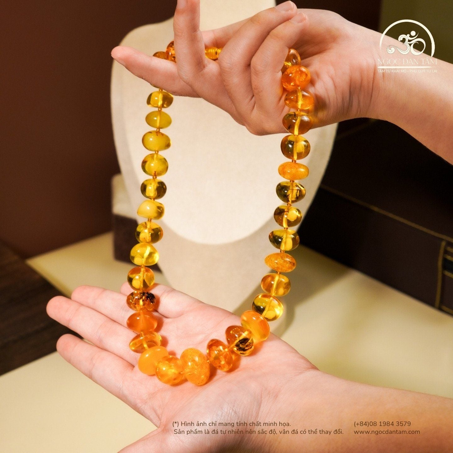  Vòng Cổ Hổ Phách Cognac 15x20mm 67gram 