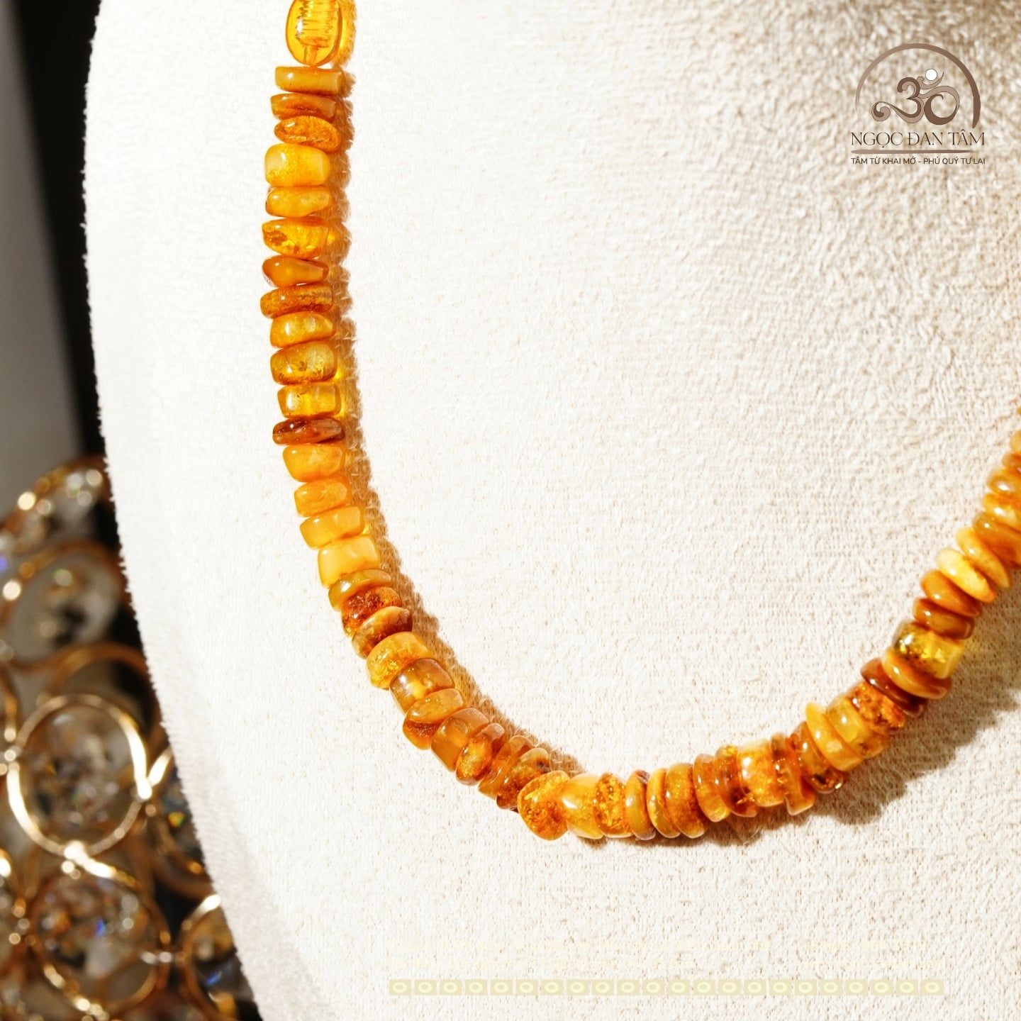  Vòng Cổ Hổ Phách Sáp Thô 