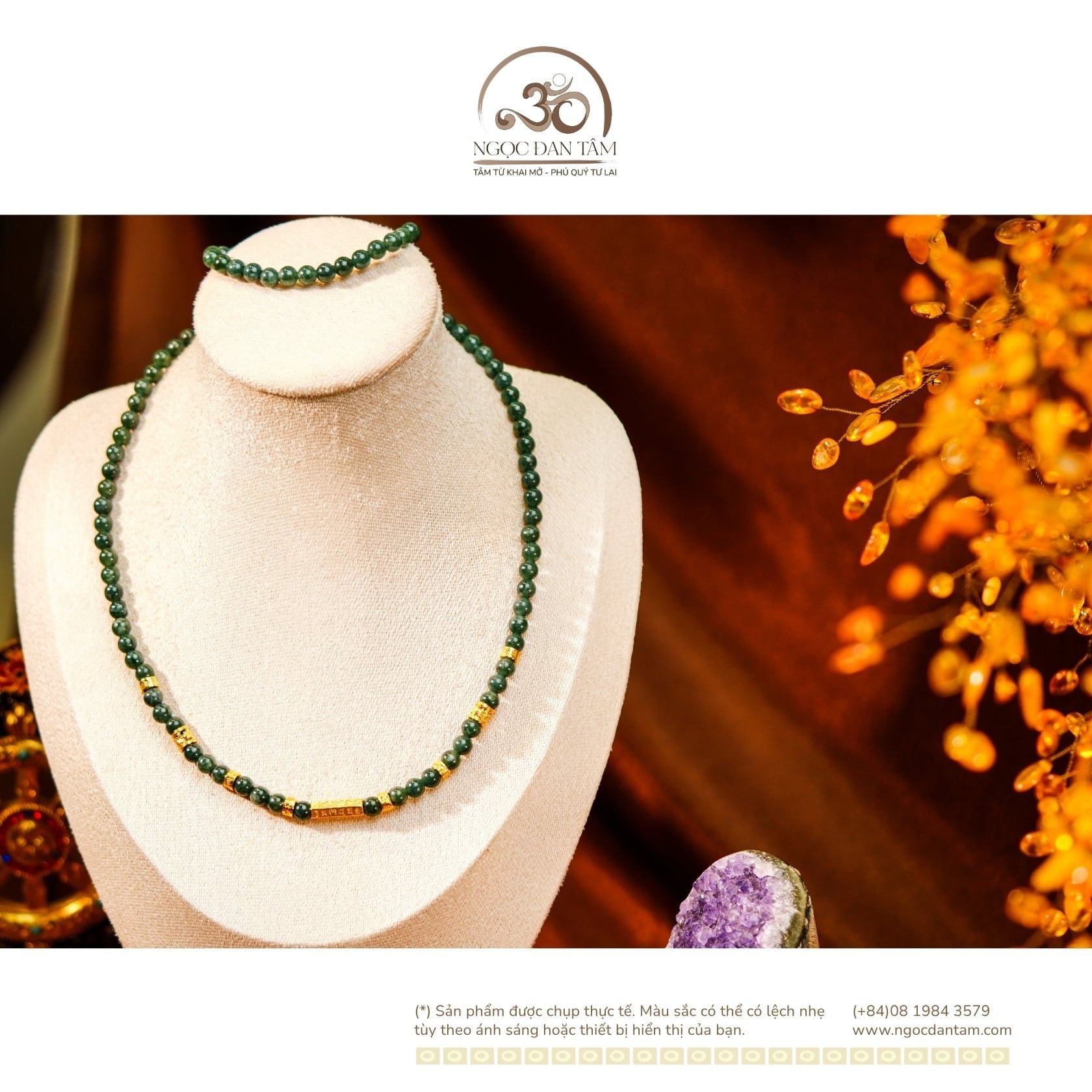  Vòng Cổ Ngọc Hòa Điền 7mm 2A Phối Charm Trụ Đài Chữ Om 