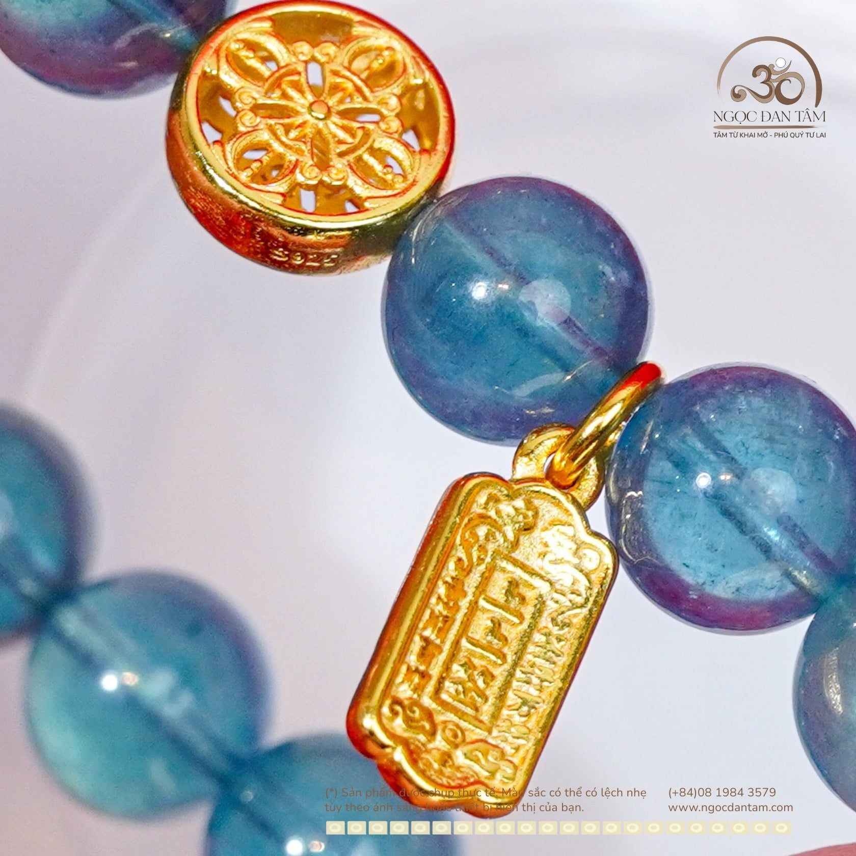  Vòng Tay Aquamarine 10mm 8A Phối Charm Bánh Xe Pháp Luân 