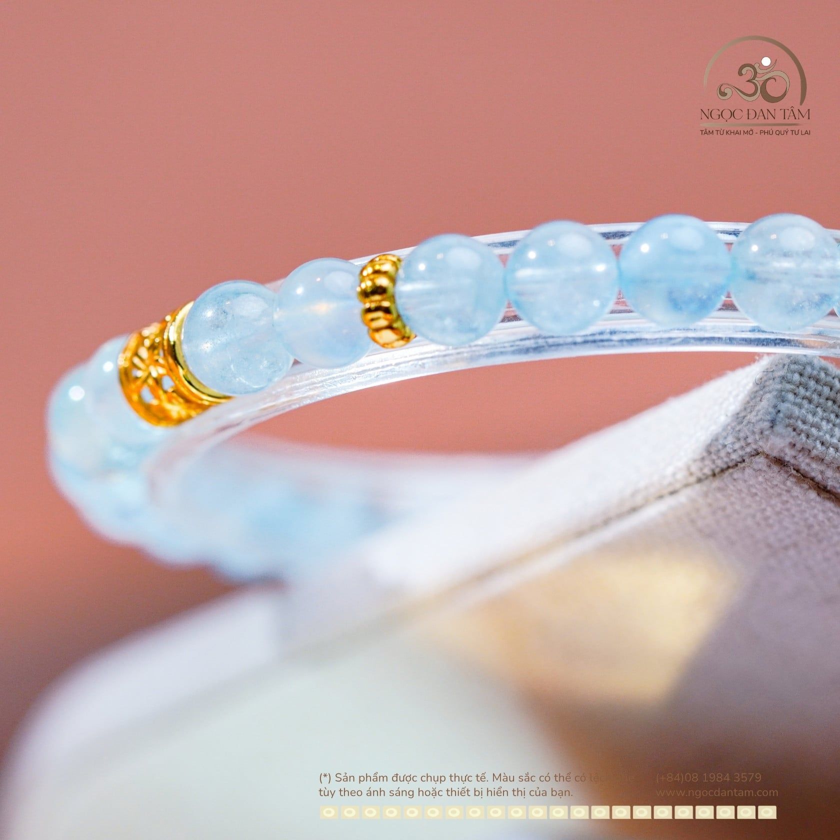  Vòng Tay Đá Aquamarine 6mm 3A Phối Charm Trụ Hoa 5 Cánh 