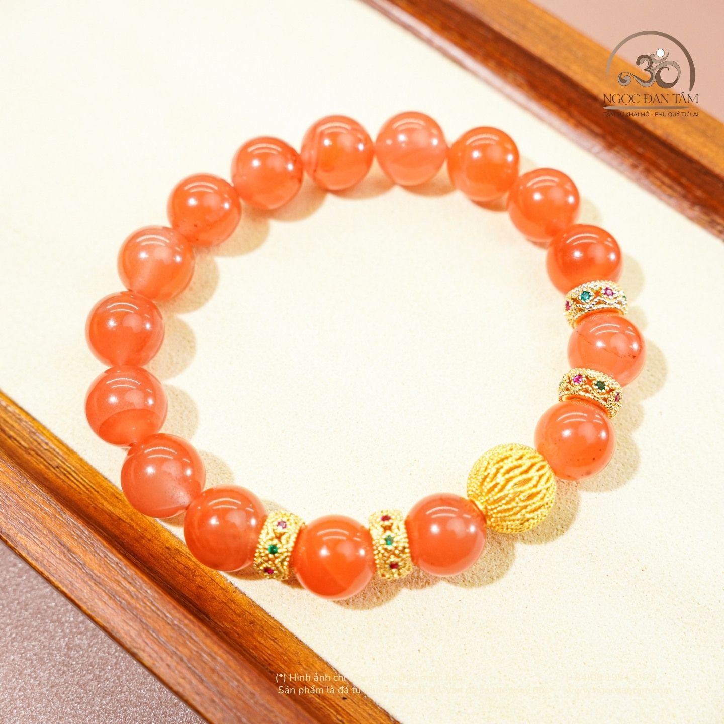  Vòng Tay Carnelian VIP 10mm 5A Phối Charm Lồng Đèn 