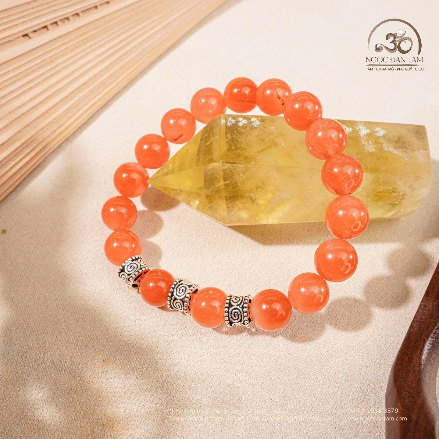  Vòng Tay Carnelian VIP 10mm 5A Phối Charm Bạc 