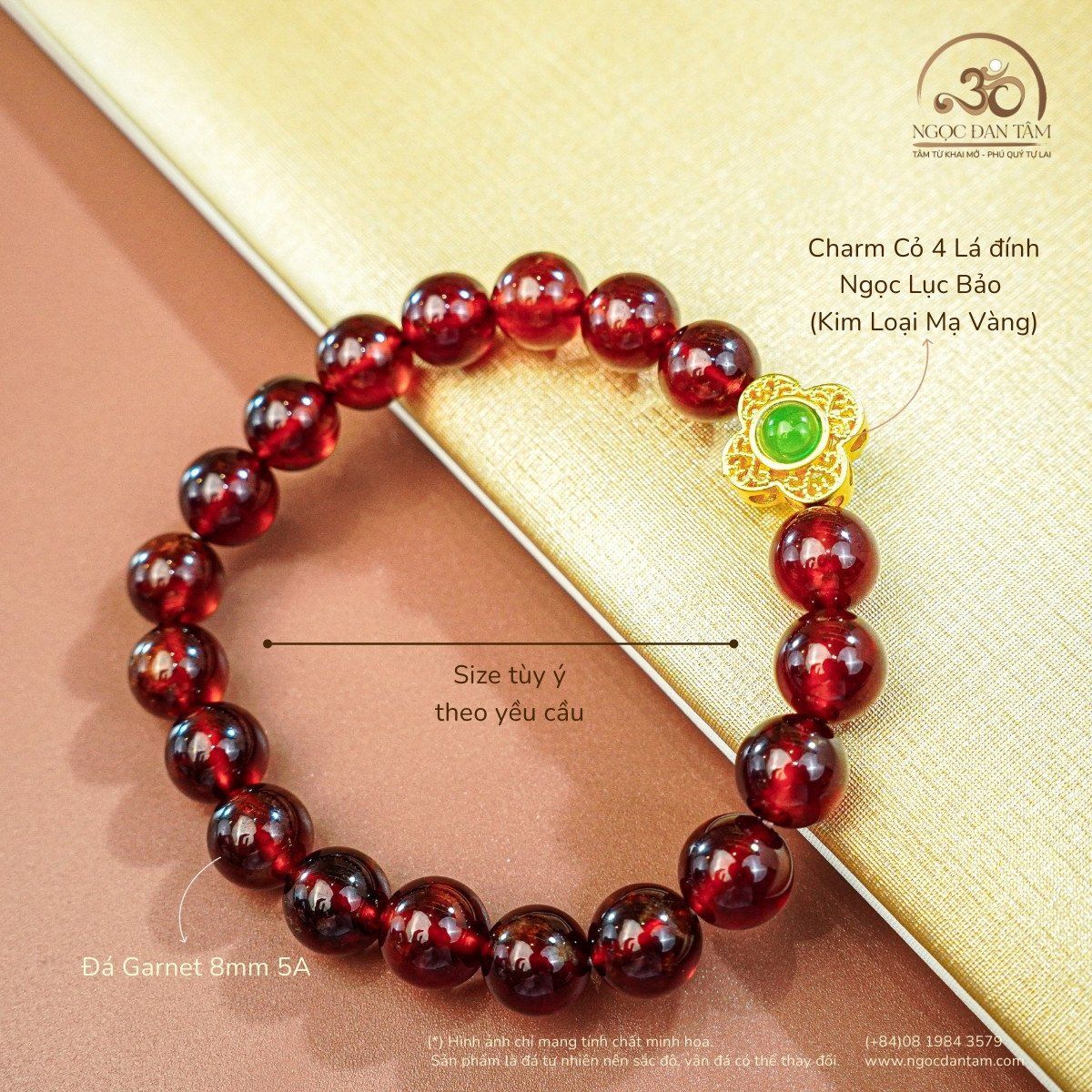  Vòng Tay Đá Garnet 8mm 5A Phối Charm Cỏ 4 Lá 