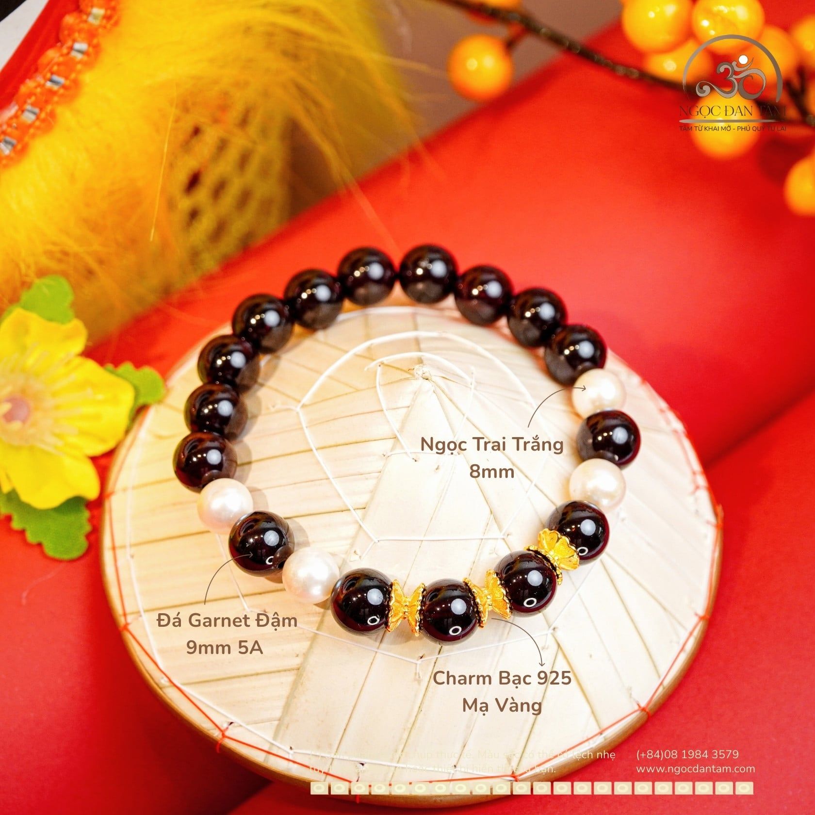  Vòng Tay Garnet Phối Charm Ngọc Trai Trắng 