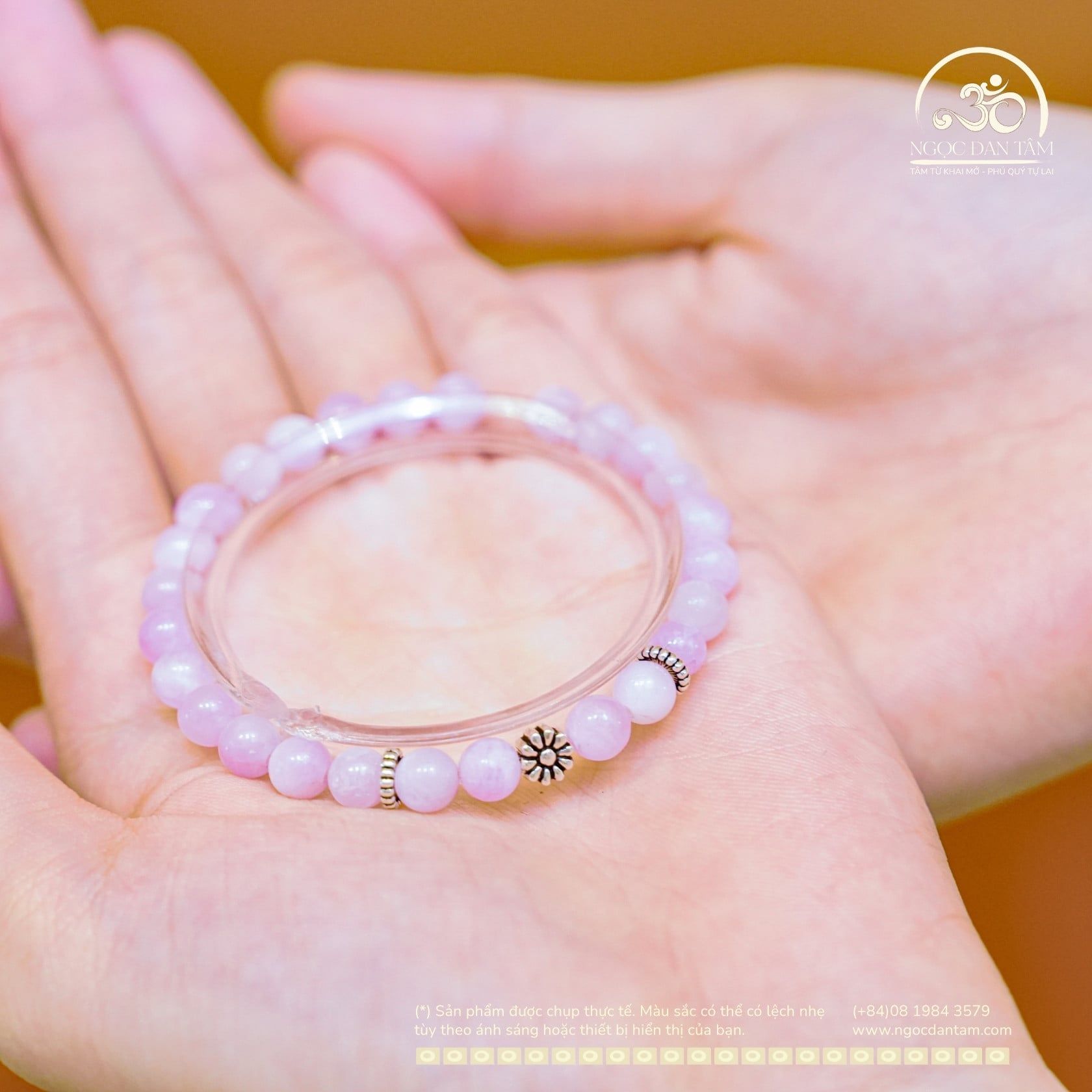  Vòng Tay Đá Kunzite 6mm 3A Phối Charm Đệm Hoa Cúc 