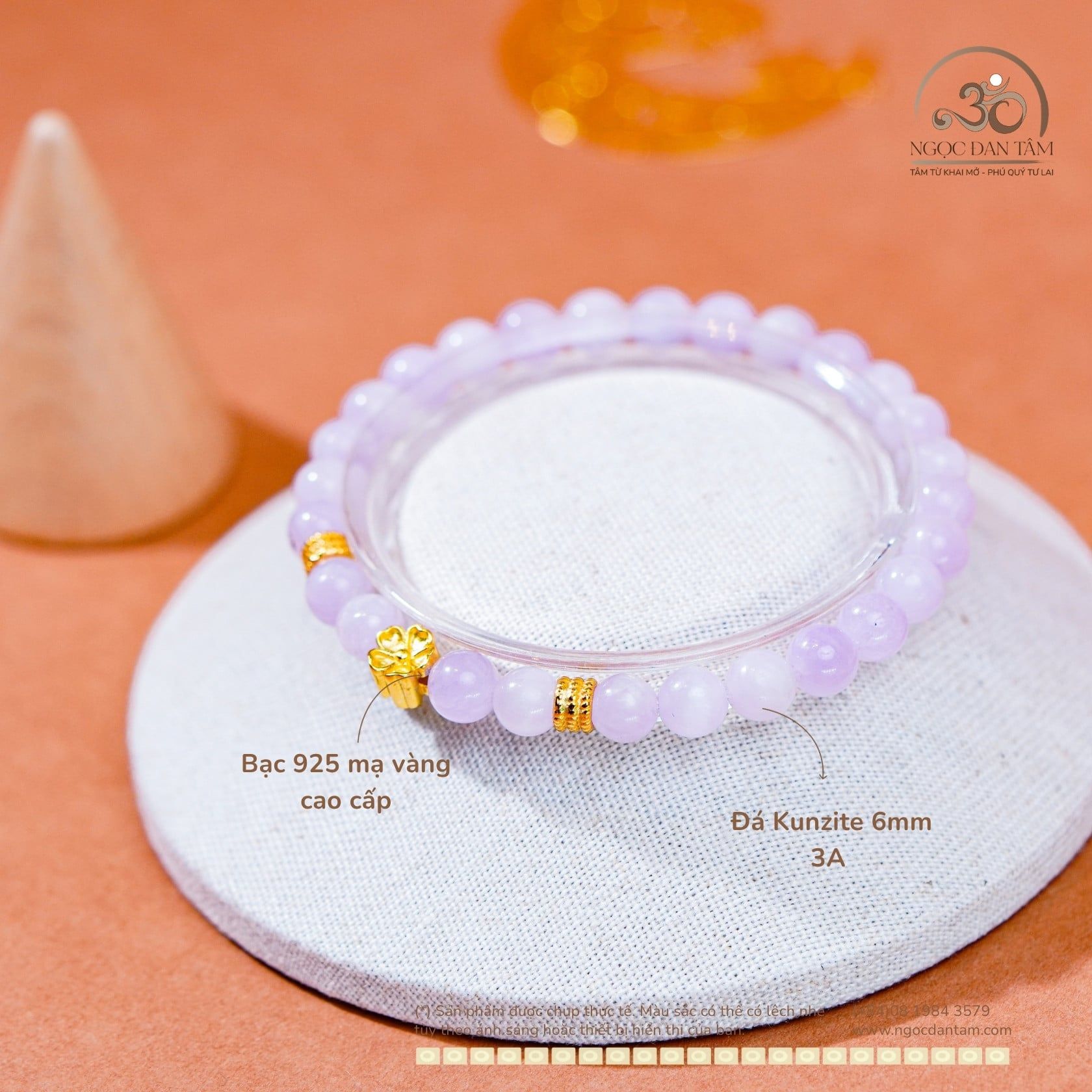  Vòng Tay Đá Kunzite 6mm 3A Phối Charm Hoa Mai 