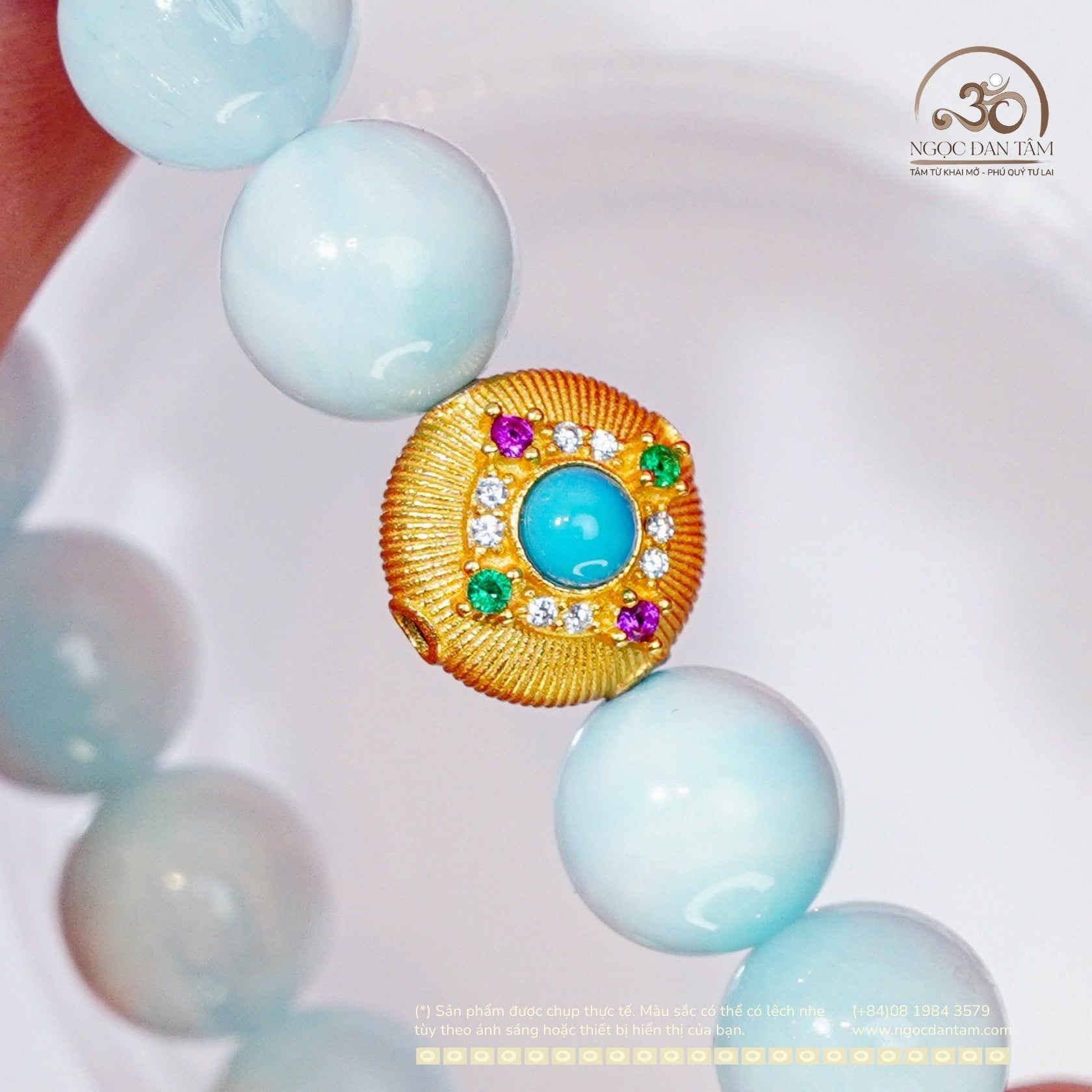  Vòng Tay Ngọc Thanh Bình 10mm 5A Phối Charm Tròn Đá Xanh 