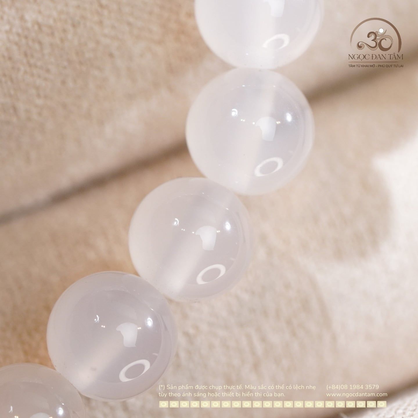  Vòng Tay Đá Mã Não Trắng 8mm 