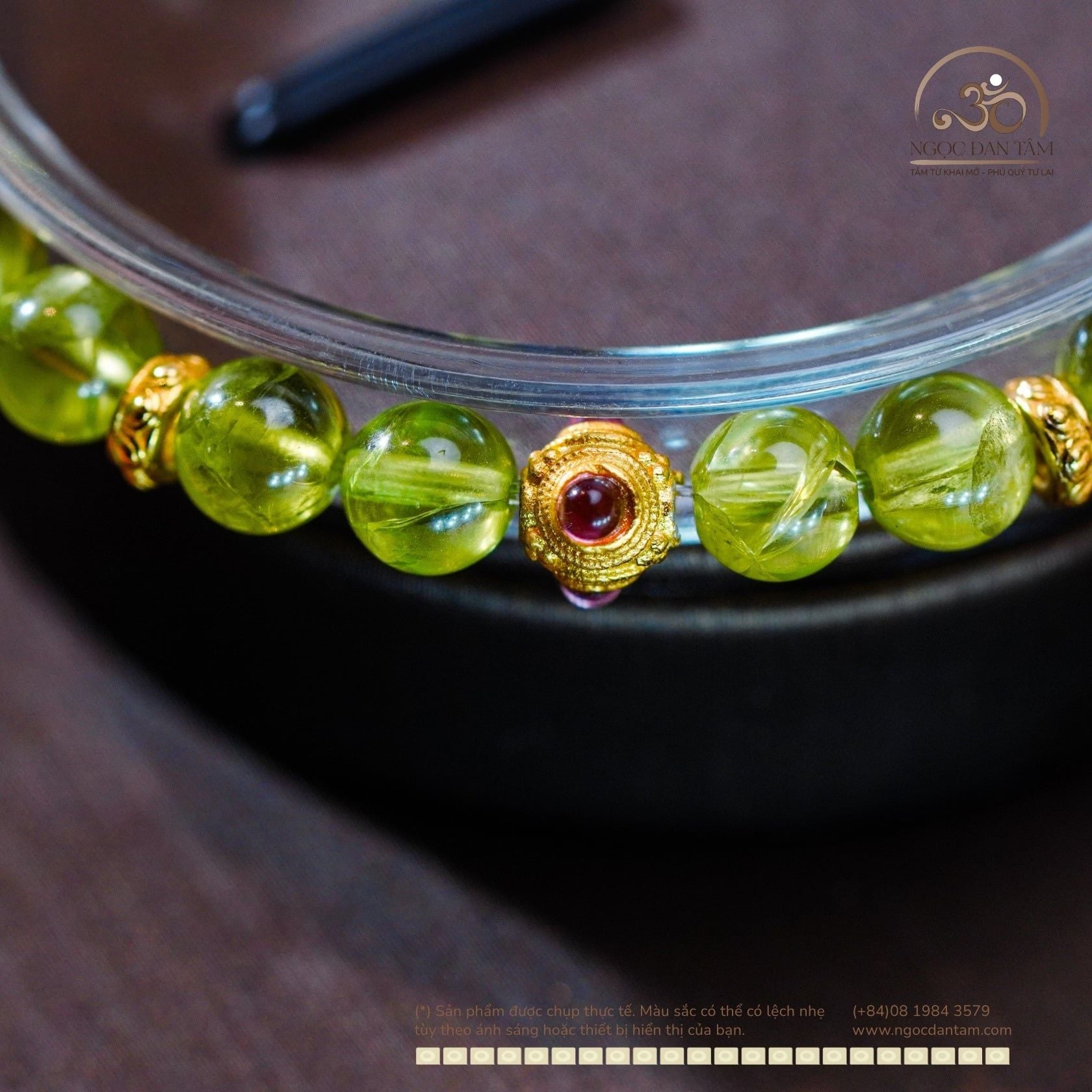 Vòng Tay Đá Peridot 6mm 5A Phối Charm Tròn Đính Đá Hồng 