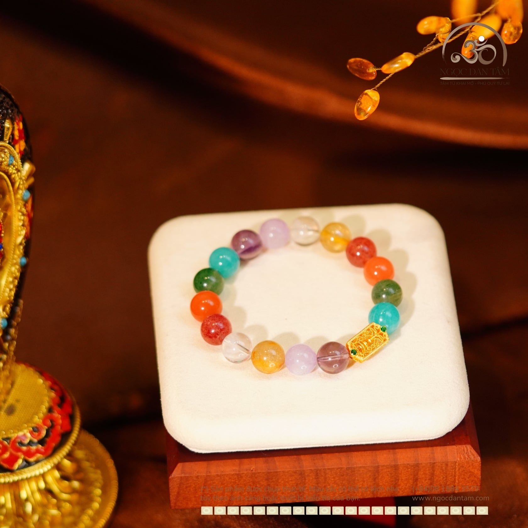  Vòng Tay 7 Màu Luân Xa Phối Charm Chuông Vàng Đính Đá 